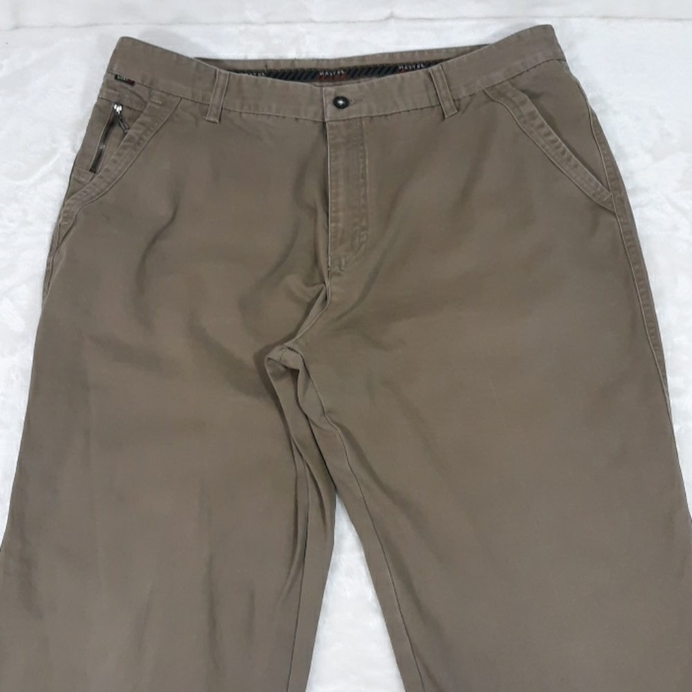 Master Fashion Classics Abuameen khaki mens 40